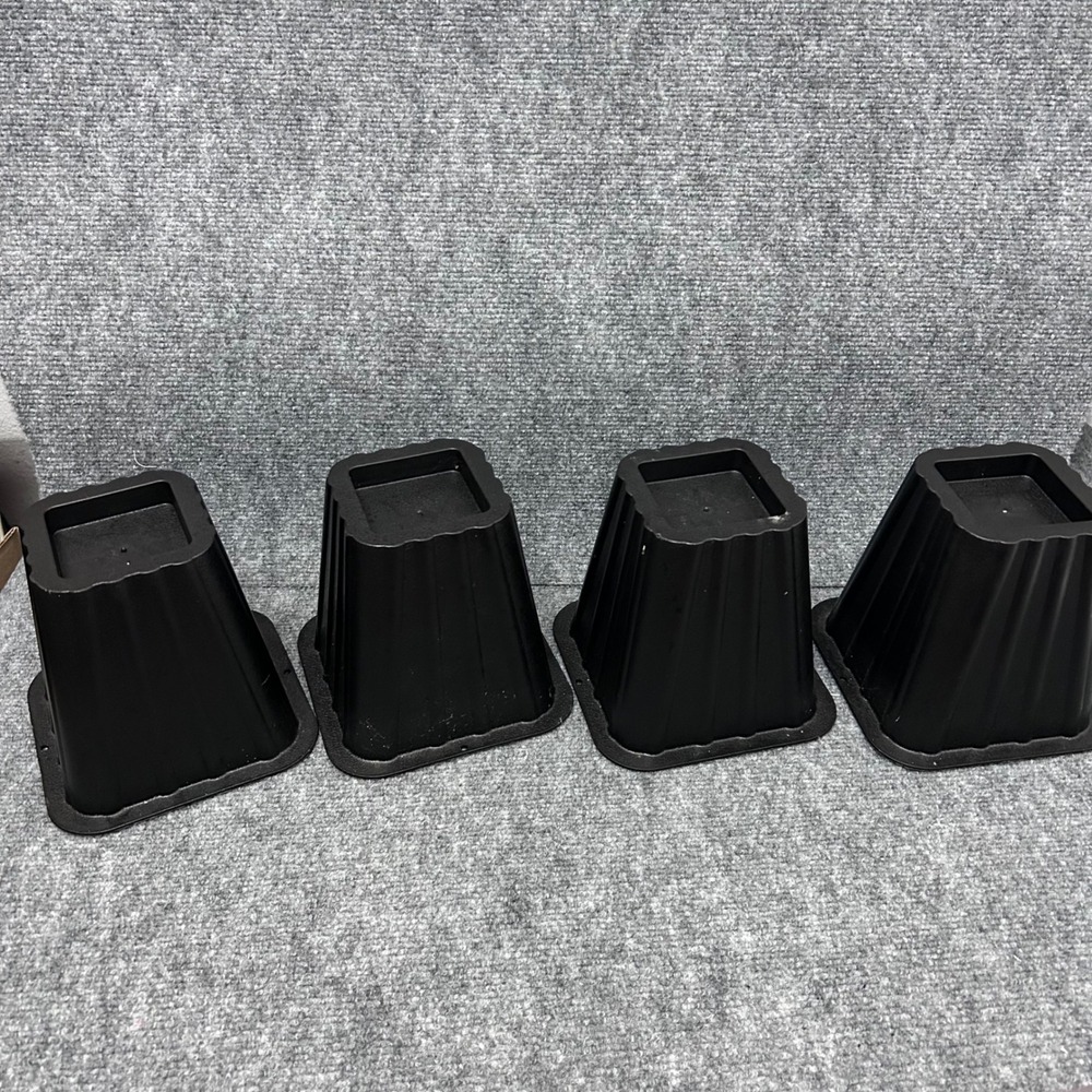 Set of 4 Black Plastic Bed Risers 6 Inch Heavy Duty Furniture Lift Square Stack